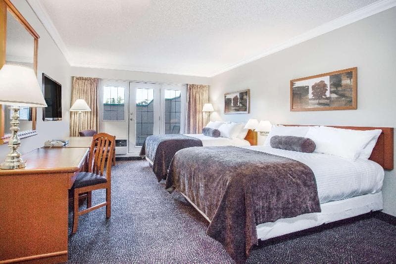 Super 8 By Wyndham Castlegar 5