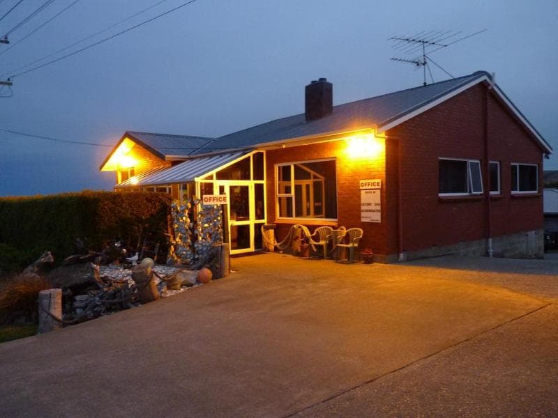 Nugget View & Kaka Point Motels 3