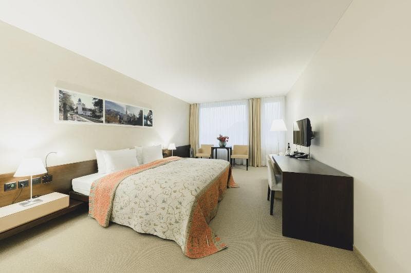 Residence 5