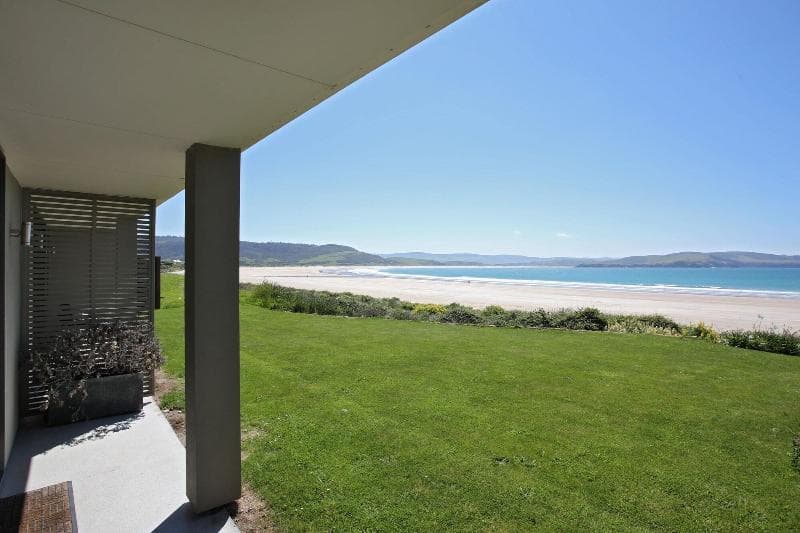 Curio Bay Salt House 4