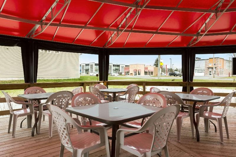 Days Inn By Wyndham Trois-Rivieres photo 1