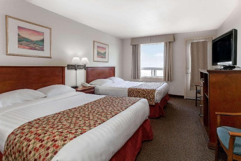 Super 8 by Wyndham Caraquet 3