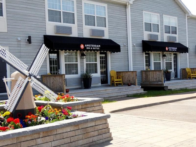 Amsterdam Inn & Suites Moncton 5