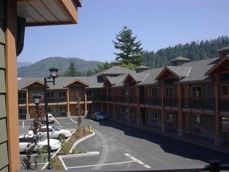 Vedder River Inn 2
