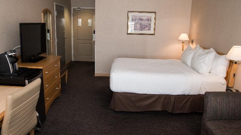 DoubleTree by Hilton West Kelowna 4