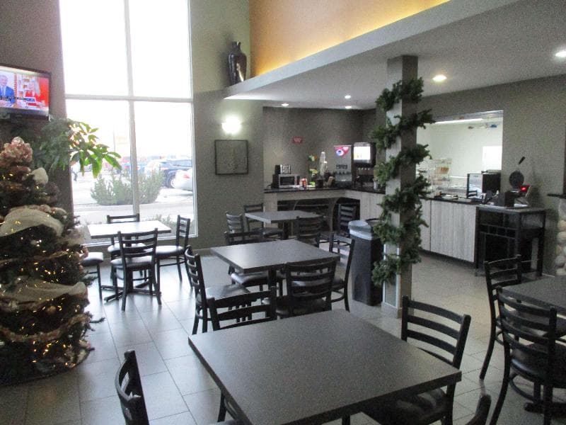 SureStay Plus Hotel by Best Western Lethbridge 5