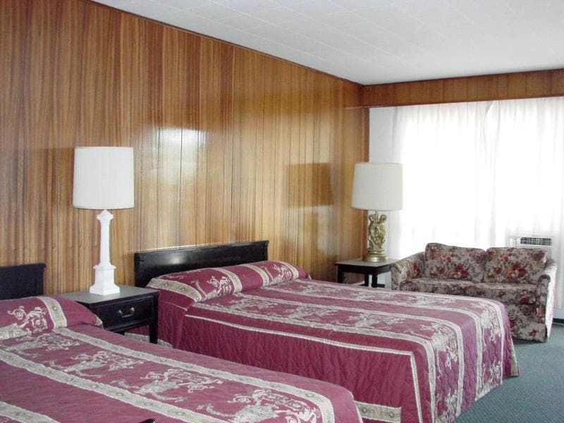 Bel-Air Motel 5