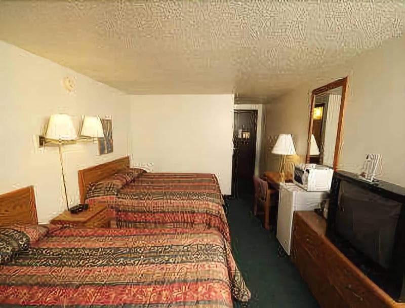 Travelodge By Wyndham Yankton 3