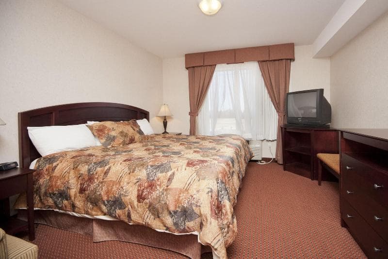 Peavine Inn & Suites 4