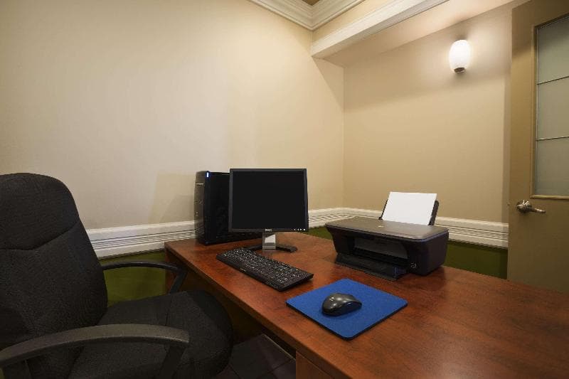 Days Inn by Wyndham High Level 2