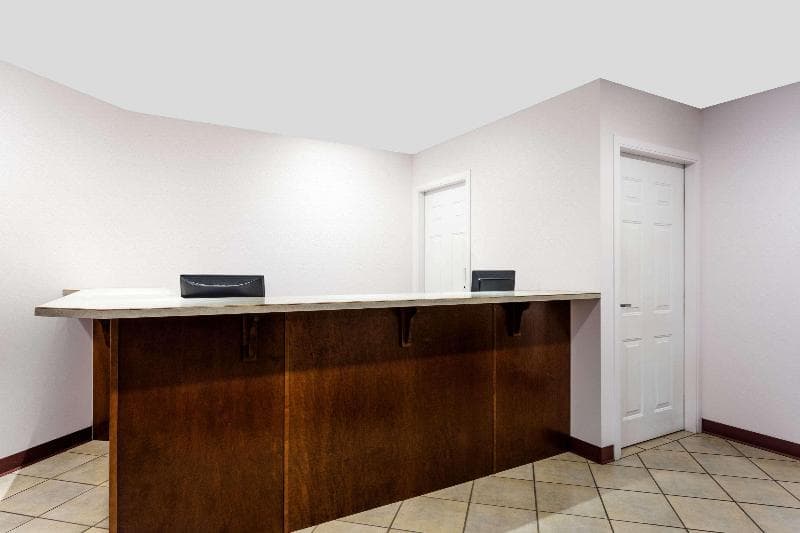 Super 8 By Wyndham Lake Country/Winfield Area 5