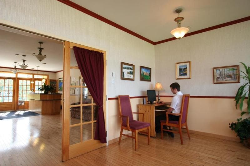 Auberge Des Battures main