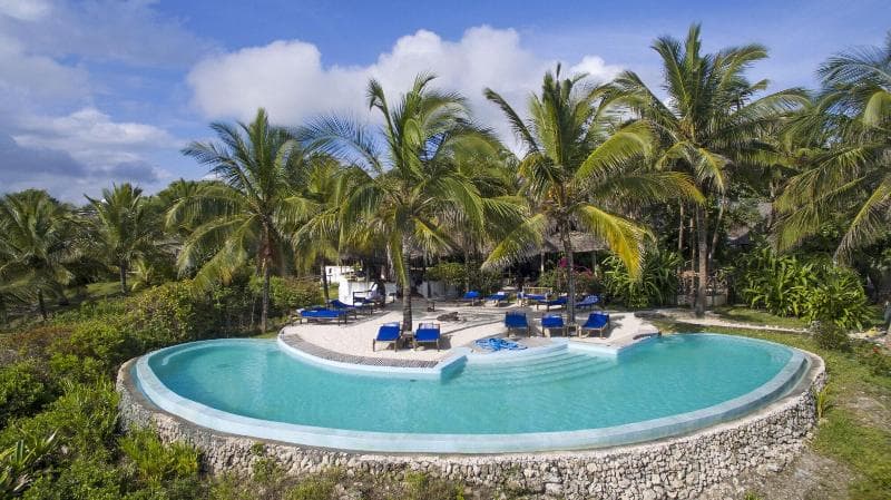 Shooting Star Lodge main