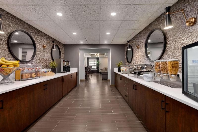 Microtel Inn & Suites By Wyndham Estevan 3