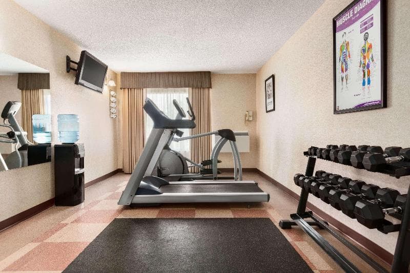 Days Inn by Wyndham Miramichi 2