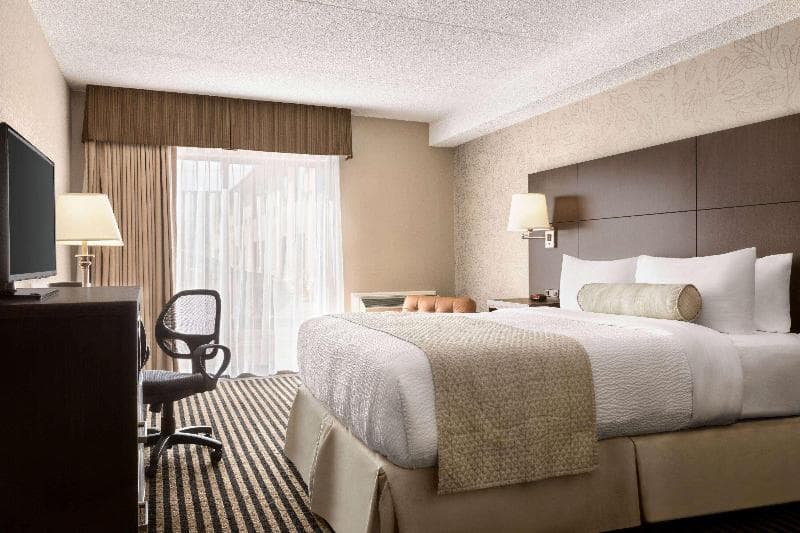 Days Inn by Wyndham Miramichi 3