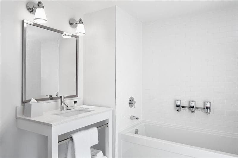 Four Points By Sheraton Kelowna Airport photo 1