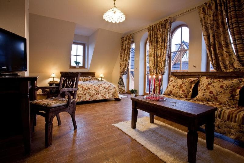 Butorowy Dwór 4
