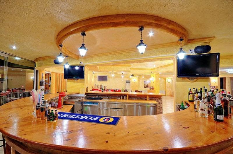 Arkadia Luxury Hotel Apartments 3