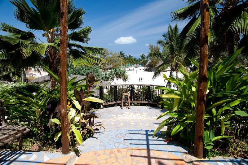 Kendwa Rocks Beach Hotel 2