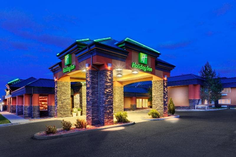 Holiday Inn Hinton 4