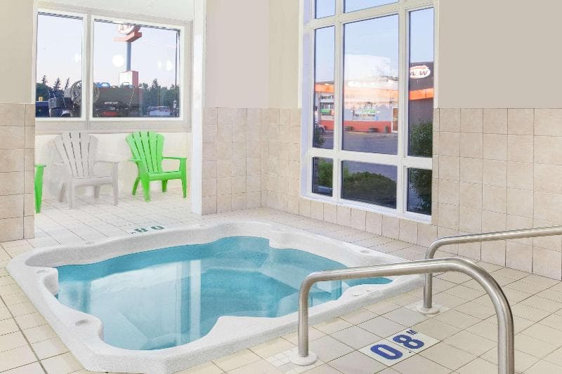 Super 8 By Wyndham Brandon 3