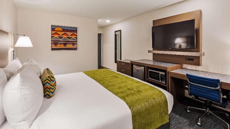 Best Western Plus Yuma Foothills Inn & Suites 4