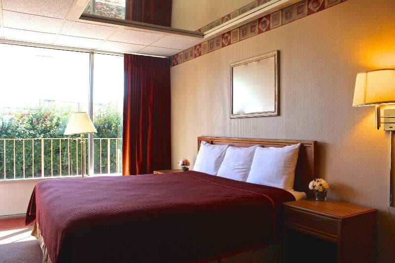 Regency Inn Richmond main