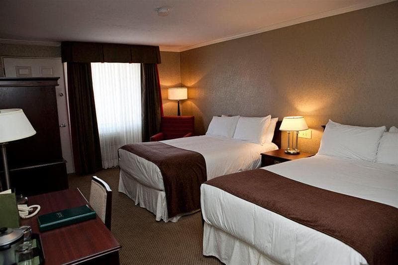 The Hotel On Pownal 3