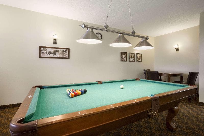Days Inn By Wyndham Dawson Creek 2