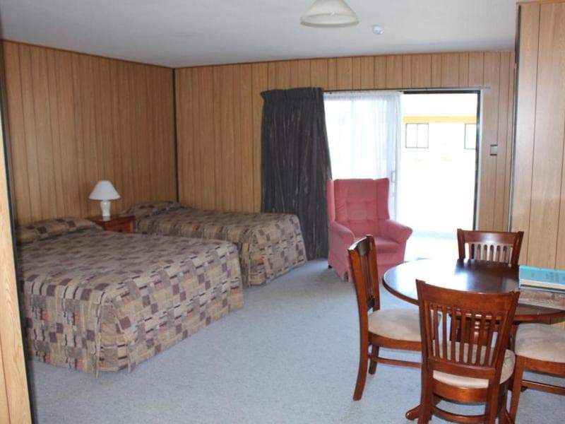 Heritage Court Motor Lodge 4