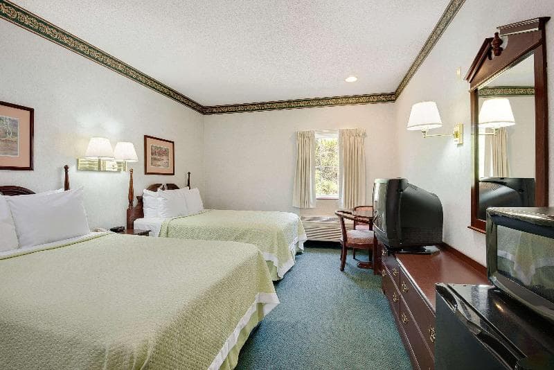Days Inn By Wyndham Lisbon photo 1