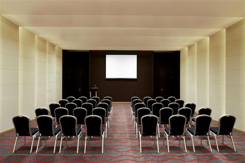 Four Points By Sheraton Qingdao, West Coast main