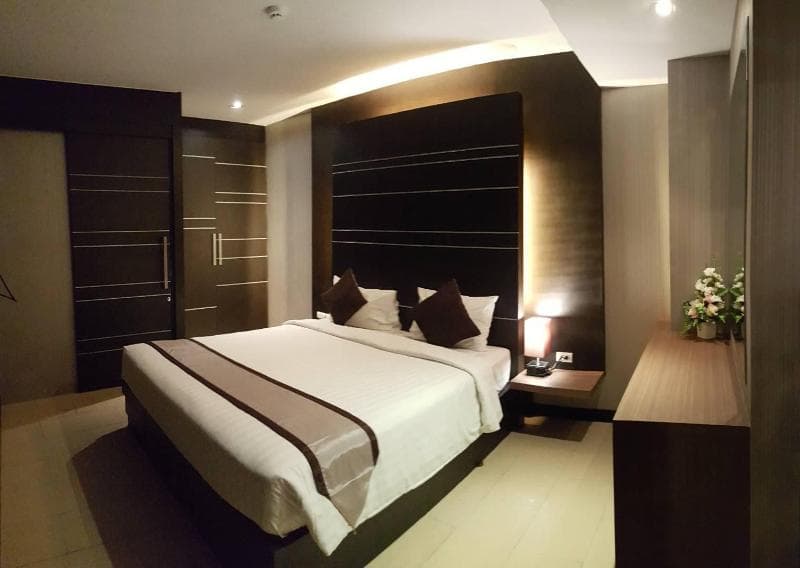 Sky Dome Resotel 5