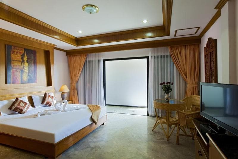 Royal Prince Residence photo 1