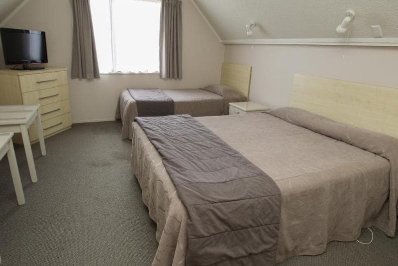 Aspen Manor Motel main
