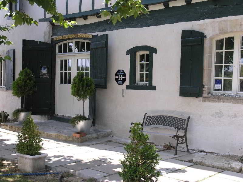 Domaine De Bassilour main