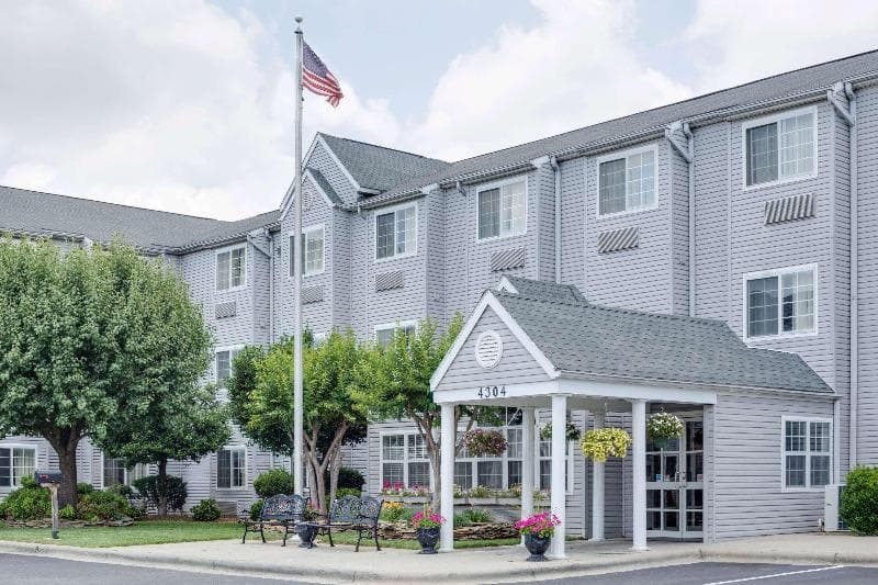 Microtel Inn & Suites By Wyndham Greensboro 5
