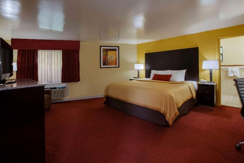Days Inn by Wyndham Donegal 3