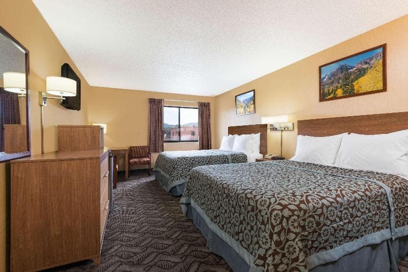 Days Inn By Wyndham Carbondale 2
