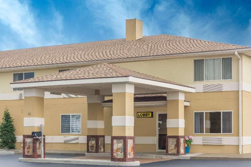Super 8 by Wyndham Hanover 2