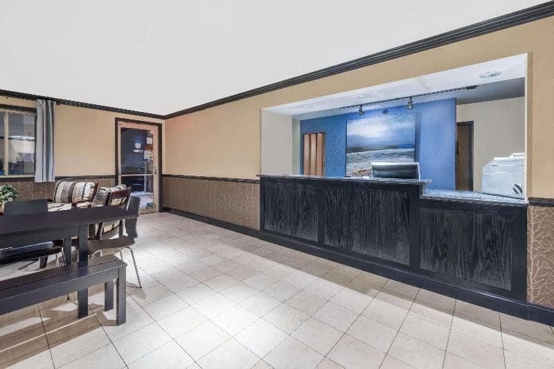 Super 8 by Wyndham Hanover 5