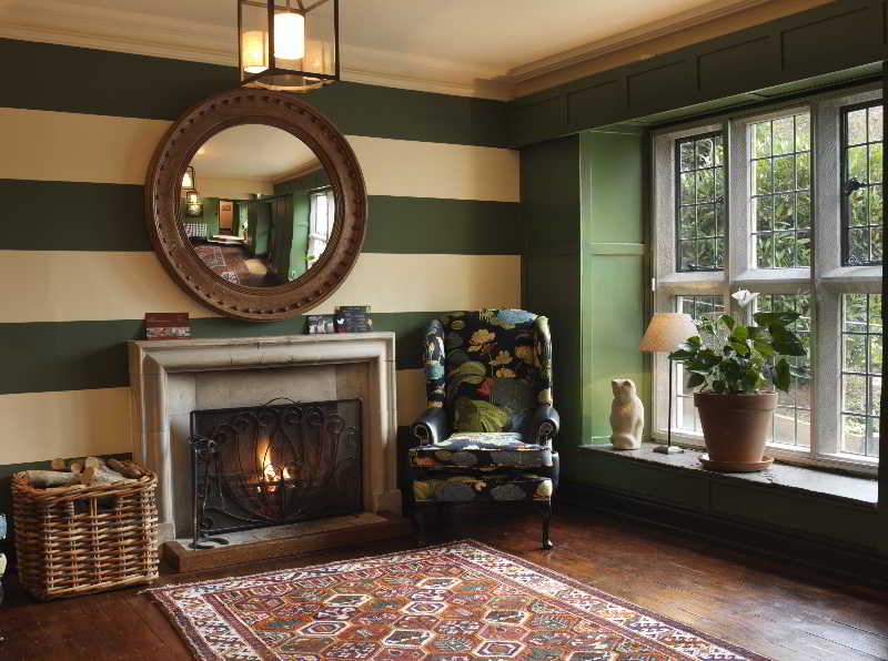 The Bear Of Rodborough Hotel 5