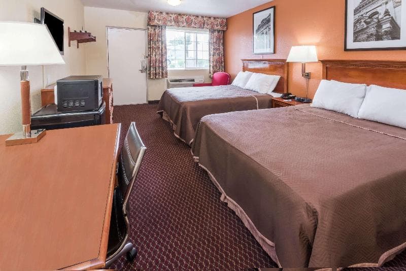 Travelodge by Wyndham Grove City / So. Columbus 5