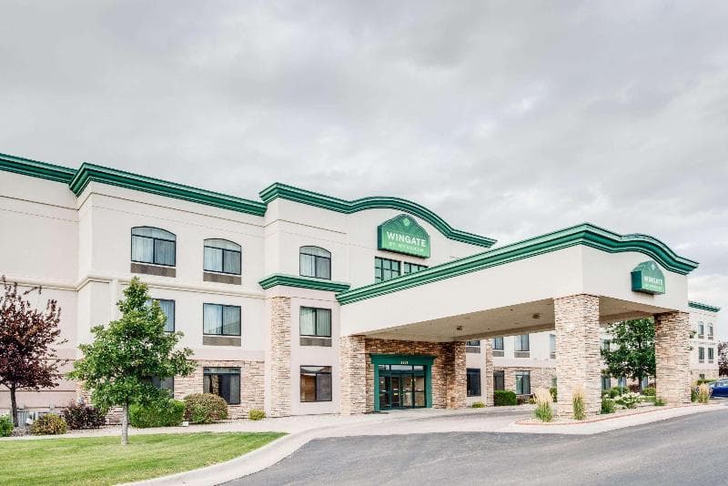 Wingate by Wyndham Gillette 4