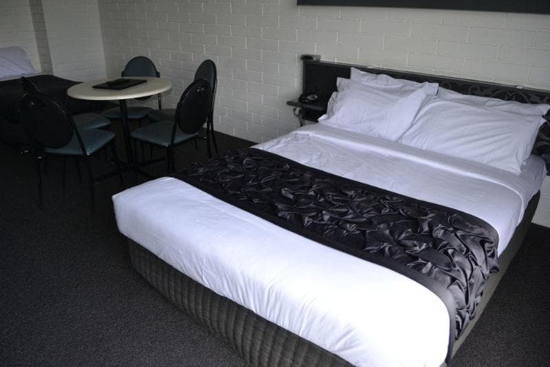 Parkside Motel main