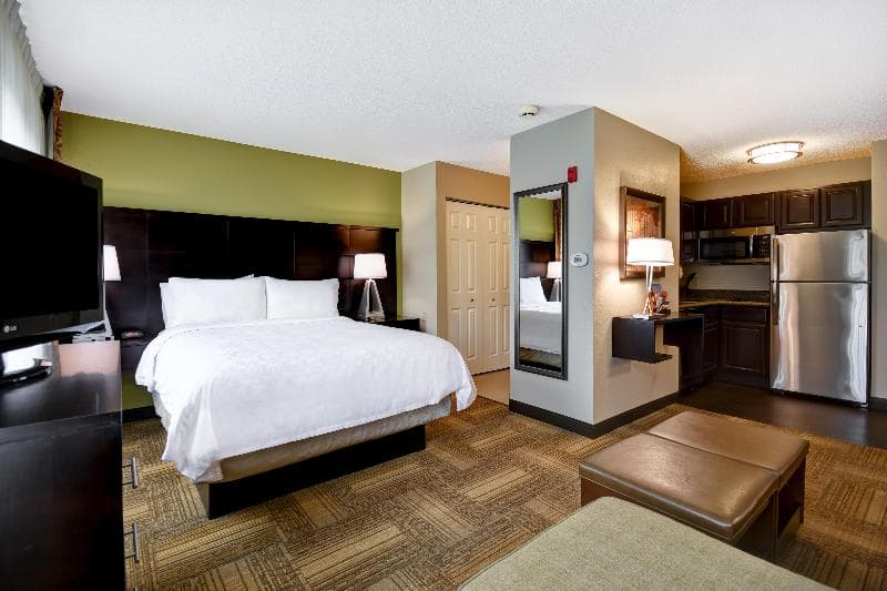 Staybridge Suites Grand Rapids-Kentwood 5