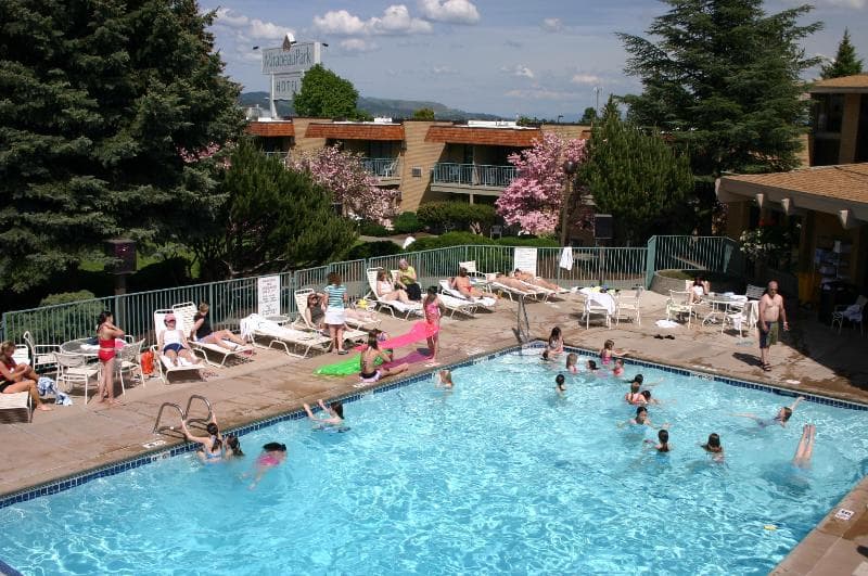 Mirabeau Park Hotel & Convention Center photo 1