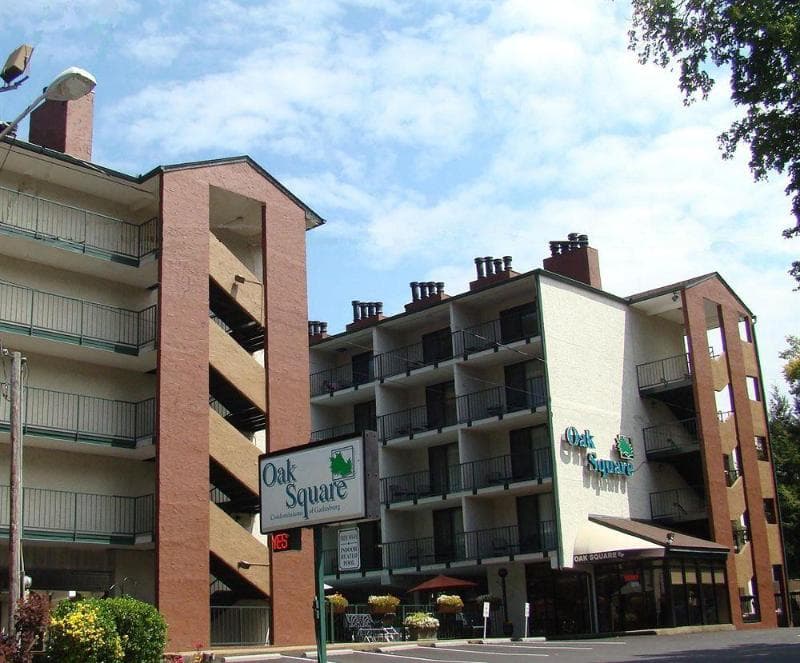 Oak Square Condominiums main