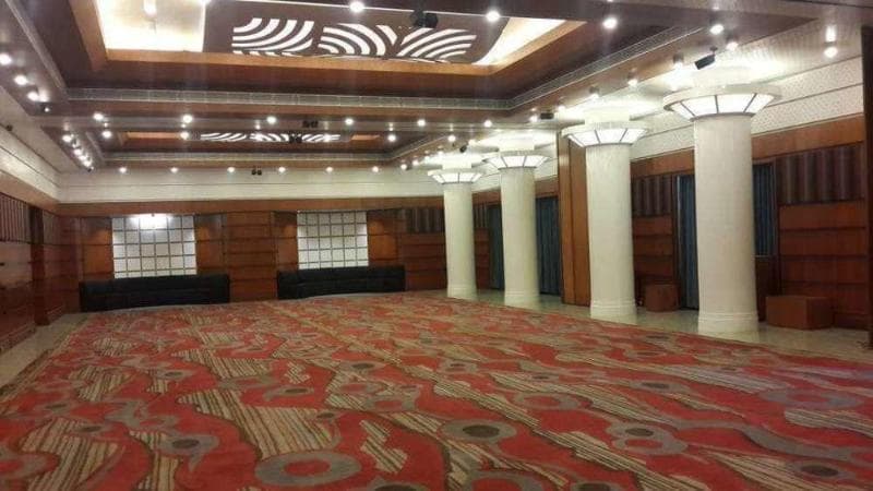 Vishwaratna Hotel main